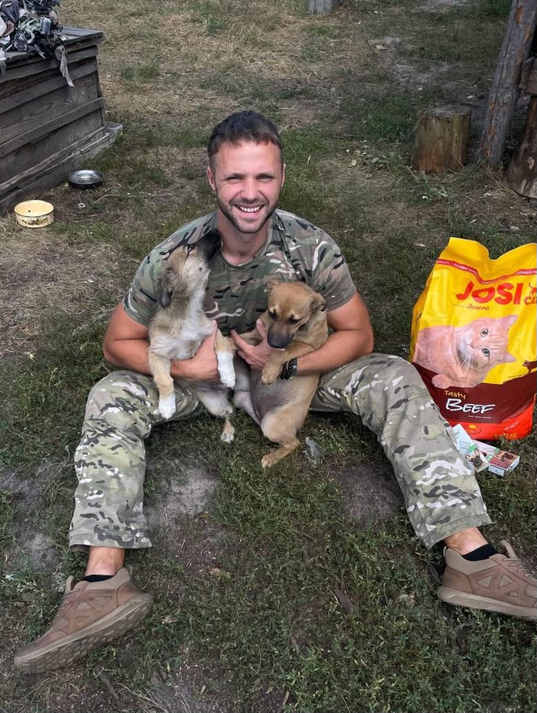 UAnimals розпочинає прийом заявок у новому проєкті допомоги тваринам військових 🪖🐾🤝
